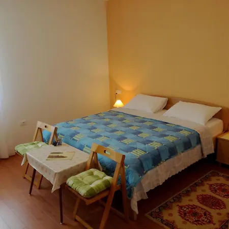 Cerin - Cocaletto Apartment
