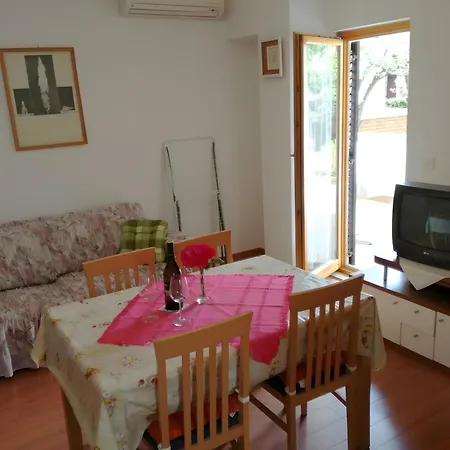 Cerin - Cocaletto Apartment